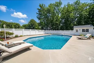 23 Carle Dr, Dracut, MA 01826 - Photo 8