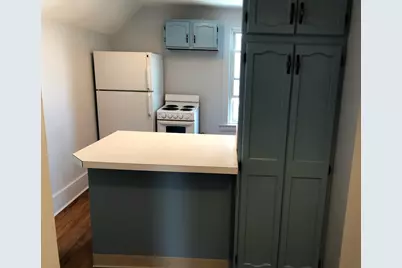 11 Crescent Square #4, Newton, MA 02458 - Photo 2