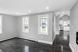 23 Lynn St, Peabody, MA 01960 - Photo 6