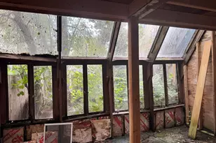 11 Savin Hill Ave, Boston, MA 02125 - Photo 36