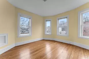 571 Washington St, Boston, MA 02135 - Photo 2