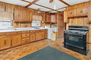 51 Farwell St, Waltham, MA 02453 - Photo 20