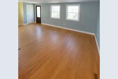 9 Mulberry Ln, Northborough, MA 01532 - Photo 4