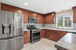 81 Salem Rd, Billerica, MA 01821 - Photo 2