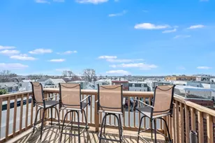 551 E 6th St, Boston, MA 02127 - Photo 24