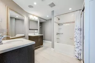 551 E 6th St, Boston, MA 02127 - Photo 18