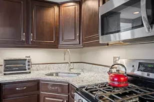 75 Summer St, Salem, MA 01970 - Photo 8