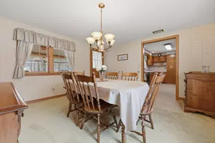 70 Oakcrest Ave, Marlborough, MA 01752 - Photo 4