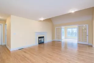 20 Bridge Rd, Northampton, MA 01062 - Photo 16