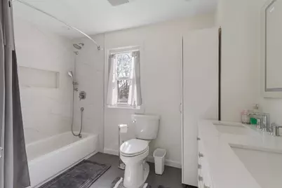 428 Boylston St, Brookline, MA 02445 - Photo 16