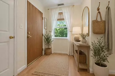 75 Glen Rd #B5, Brookline, MA 02445 - Photo 4