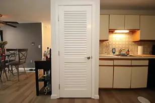 9 Thomas St, Saugus, MA 01906 - Photo 8