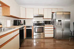 9 Thomas St, Saugus, MA 01906 - Photo 6