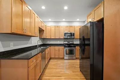 7 Chadwick St, Worcester, MA 01605 - Photo 10