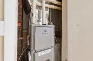 28 Prospect St, Brockton, MA 02301 - Photo 22