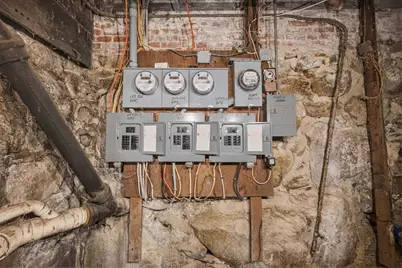 28 Prospect St, Brockton, MA 02301 - Photo 20