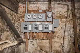 28 Prospect St, Brockton, MA 02301 - Photo 20