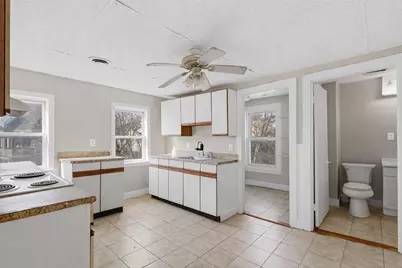 28 Prospect St, Brockton, MA 02301 - Photo 6