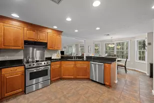 7 Nellie's Way, Dudley, MA 01571 - Photo 12