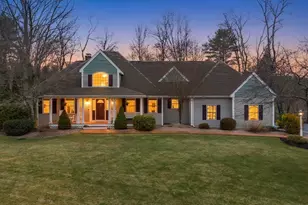 7 Nellie's Way, Dudley, MA 01571 - Photo 2