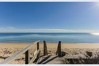 309 Bradford Street, Provincetown, MA 02657 - Photo 4