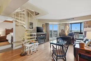 60 Rantoul St, Beverly, MA 01915 - Photo 1