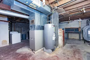 38 Warren, Revere, MA 02151 - Photo 36