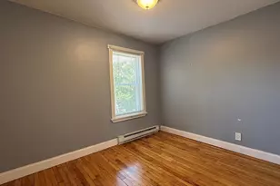 35 Upham St, Salem, MA 01970 - Photo 16