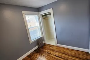 35 Upham St, Salem, MA 01970 - Photo 6