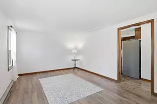 390 Barry St, Agawam, MA 01030 - Photo 12