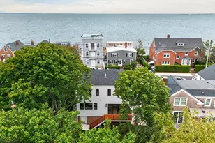 624 Commercial St, Provincetown, MA 02657 - Photo 14