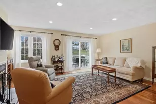 33 Godfrey Ln, Milford, MA 01757 - Photo 12