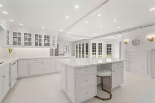 85 Strawberry Hill St, Dover, MA 02030 - Photo 18