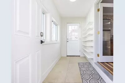 42 Cummings St, Medford, MA 02155 - Photo 4