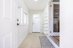 42 Cummings St, Medford, MA 02155 - Photo 4