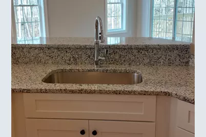 211 Crownshield #B, Uxbridge, MA 01569 - Photo 6