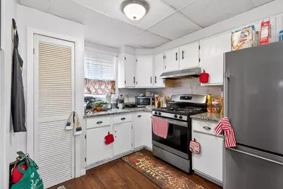 963 Winthrop Ave, Revere, MA 02151 - Photo 2