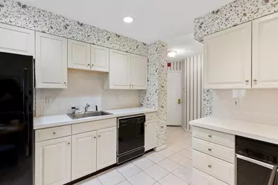 661 Lowell St #16, Lexington, MA 02420 - Photo 16