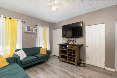 18 Winthrop Ave, Lawrence, MA 01843 - Photo 14