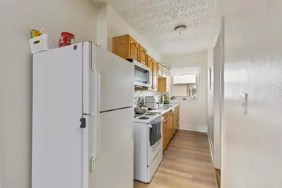 18 Winthrop Ave, Lawrence, MA 01843 - Photo 24