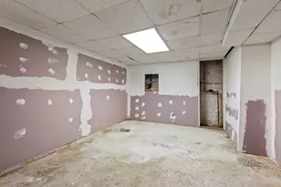 400 Benefit St, Pawtucket, RI 02861 - Photo 36