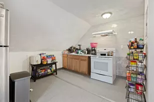 400 Benefit St, Pawtucket, RI 02861 - Photo 22