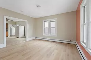 400 Benefit St, Pawtucket, RI 02861 - Photo 6