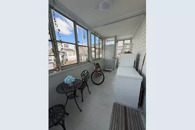 23 Bowdoin St, Medford, MA 02155 - Photo 8