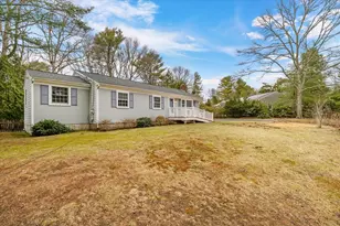 27 Lietrim Cir, Barnstable, MA 02632 - Photo 2