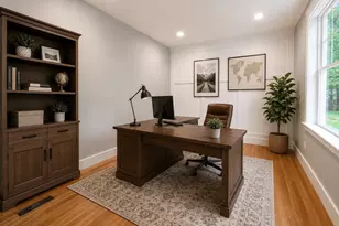 17 Longhill Rd, Franklin, MA 02038 - Photo 4