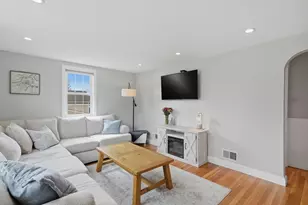 395 Liberty St, Braintree, MA 02184 - Photo 4