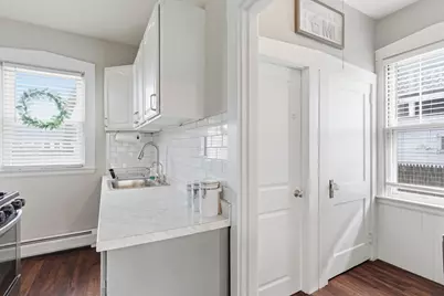 548 Kirby St, New Bedford, MA 02740 - Photo 12