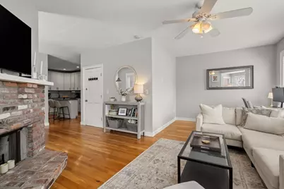 165 M St #2, Boston, MA 02127 - Photo 8