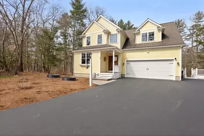 33 Glebe St, Taunton, MA 02780 - Photo 2